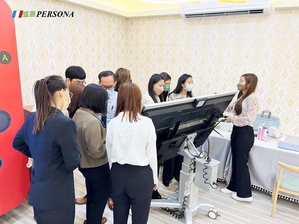盛源, PERSONA 場地租借 會議空間 活動租借 業務研討會議 教育訓練 觸控螢幕 電視牆